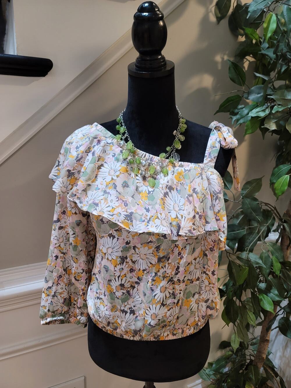 Lauren Conrad Blouse Top Womens Medium Multicolor Floral One Shoulder Ruffle Tie